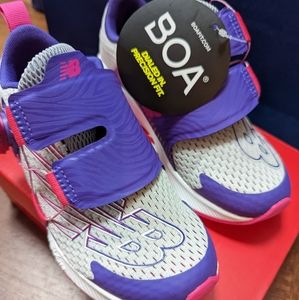 New Balance BOA girls athletic shoes 13